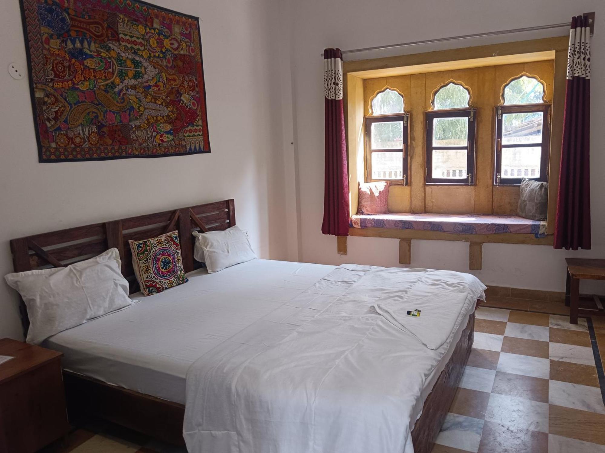 Hotel Pushkar Golden Haveli 部屋 写真
