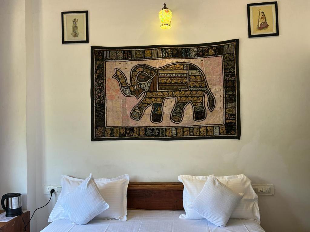 Hotel Pushkar Golden Haveli エクステリア 写真
