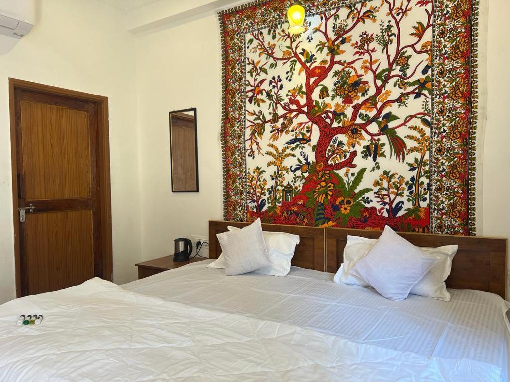 Hotel Pushkar Golden Haveli エクステリア 写真