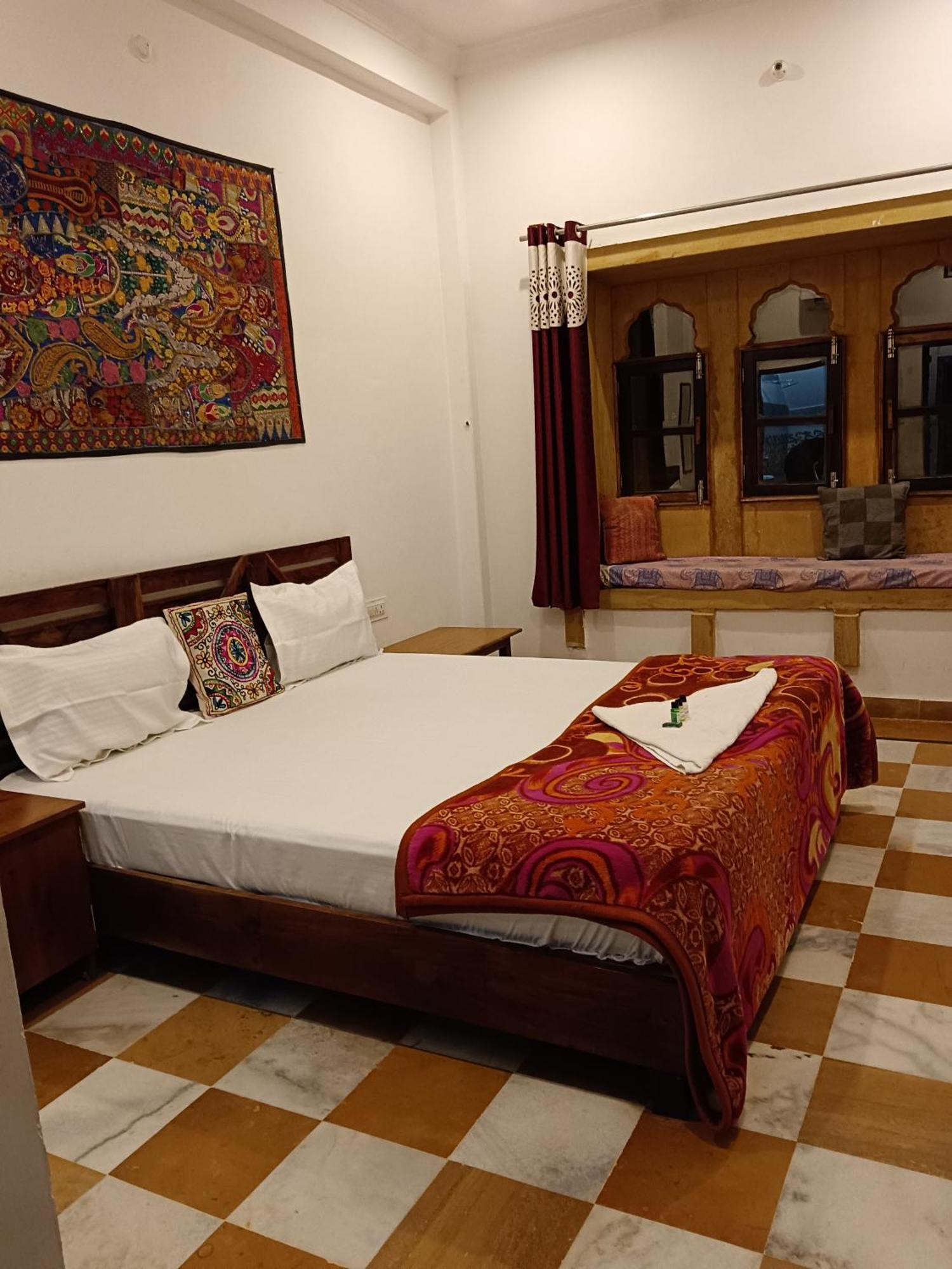 Hotel Pushkar Golden Haveli 部屋 写真